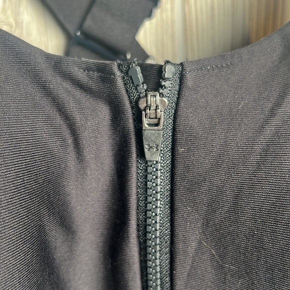 Under Armour Sports Bra High Impact Women's Size 36DD Athleticwear Bra Black - Picture 2 of 5